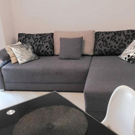 Apartament Zalesie Z Tarasem Lubiń Extérieur photo