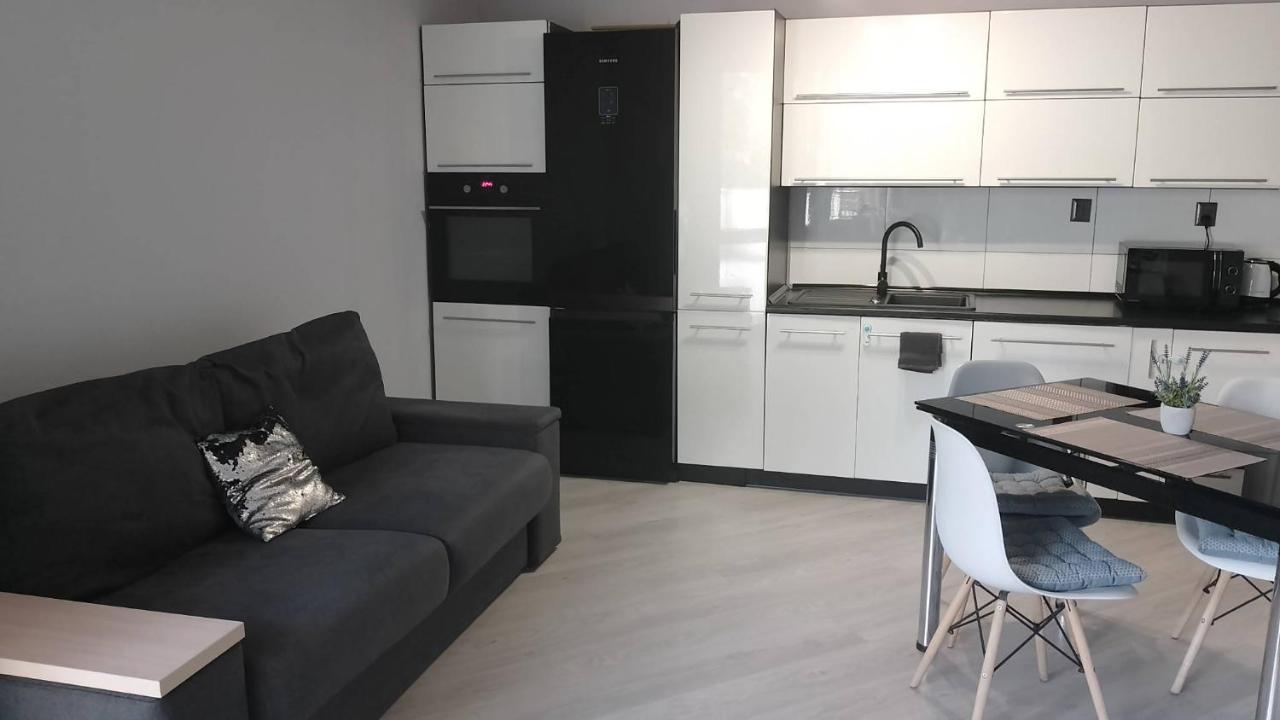 Apartament Zalesie Z Tarasem Lubiń Extérieur photo